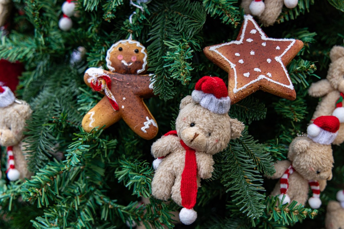 Сладкие подарки к праздникам: выбираем с умом и безопасно