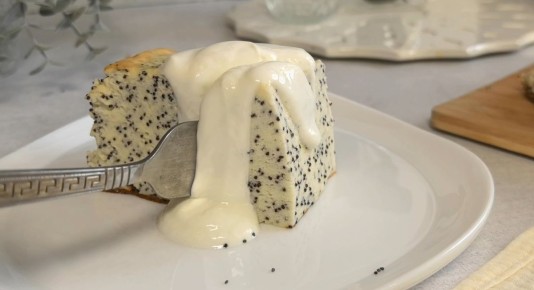 Нежнейшая запеканка без сахара: с маком и ванилью