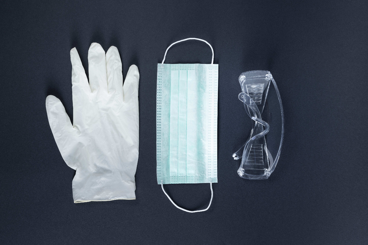 Как безопасно использовать мощные чистящие средства: секреты, которые должны знать все