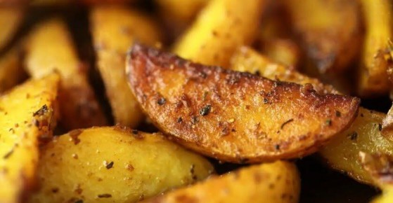 Идеальный картофель в духовке: легкий рецепт для занятых