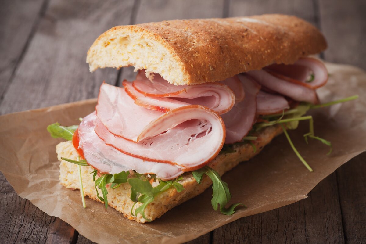 Почему бутерброды становятся идеальным перекусом для любого времени суток