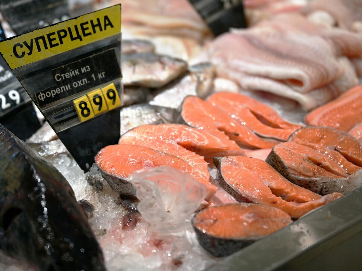 Форель: самый бюджетный выбор красной рыбы для новогоднего стола