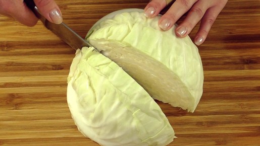 Как быстро и легко приготовить салат из свежей капусты