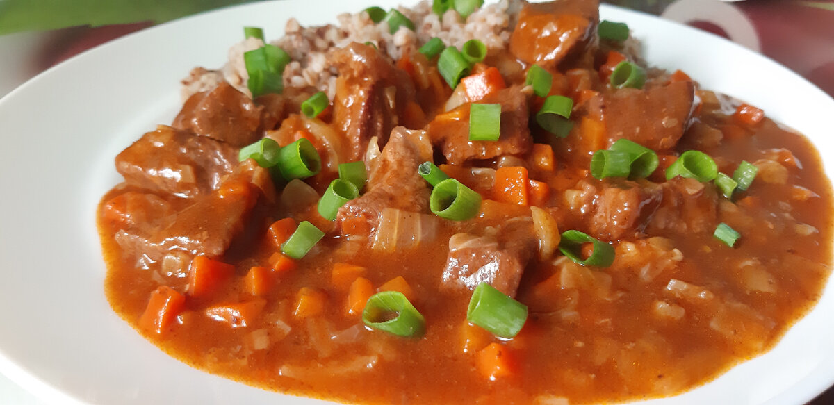 Непревзойденный гуляш: как приготовить идеальное блюдо из говядины