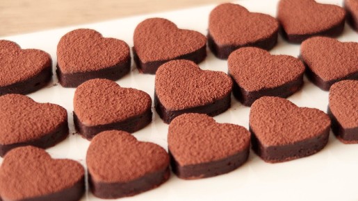 Нежный шоколадный десерт за пару минут: всего два ингредиента