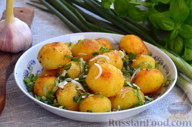 Новый взгляд на летние блюда: как молодая картошка удивляет вкусом