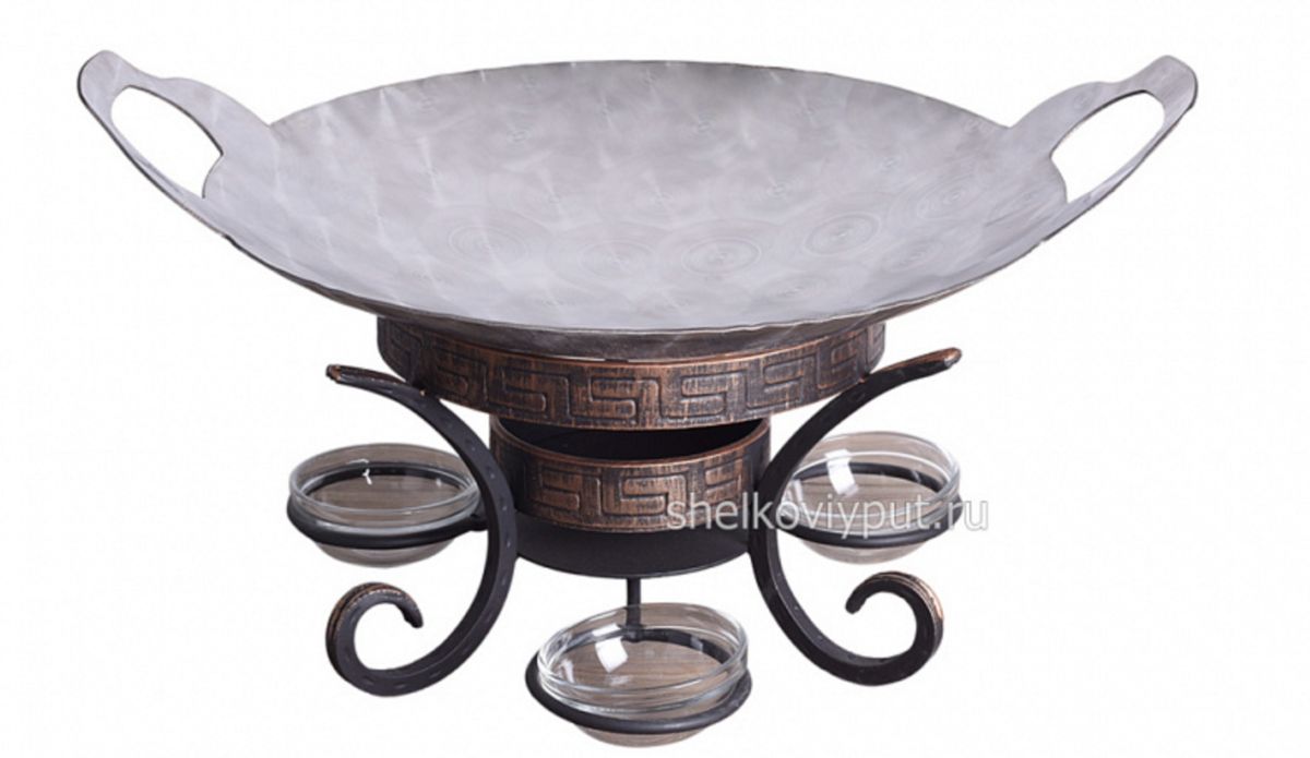 Фесенджан: Традиционное Иранское Блюдо, Приготовленное на Садже