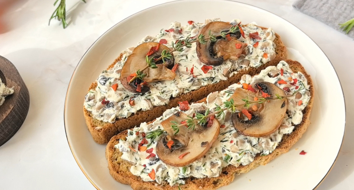 Непревзойденная брускетта с грибами и сливочным сыром