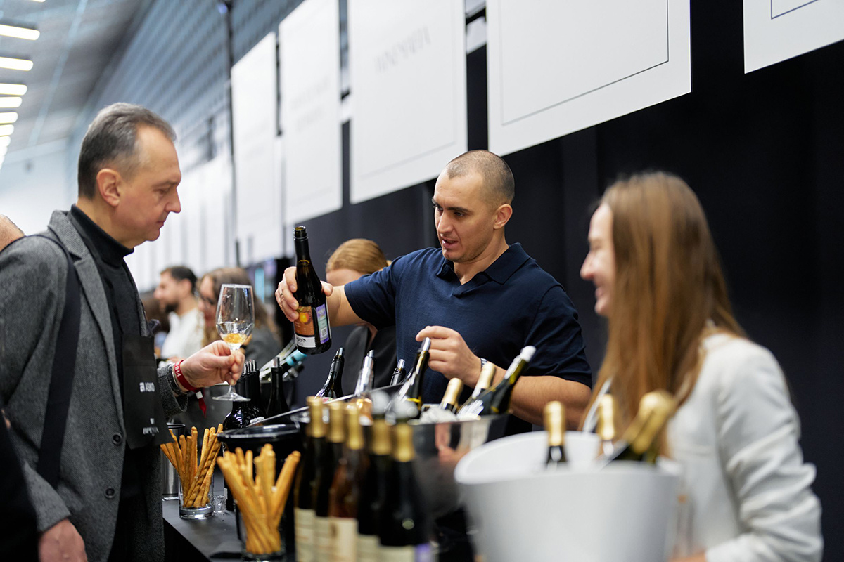 Вино, которое оценили самi виноделы на салоне «Время вина»