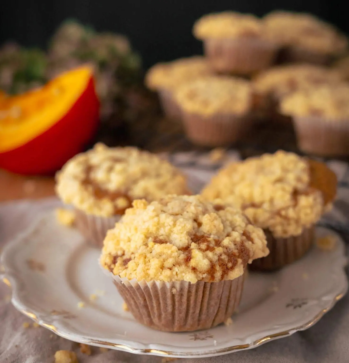 Нежные кексы с тыквой: идеальное лакомство к чаю