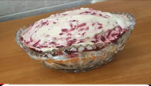 Сельдь под шубой: классика на вашем столе