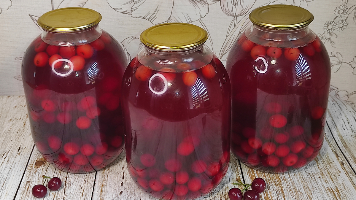 Вкусный компот из вишни на зиму: простой рецепт для всей семьи