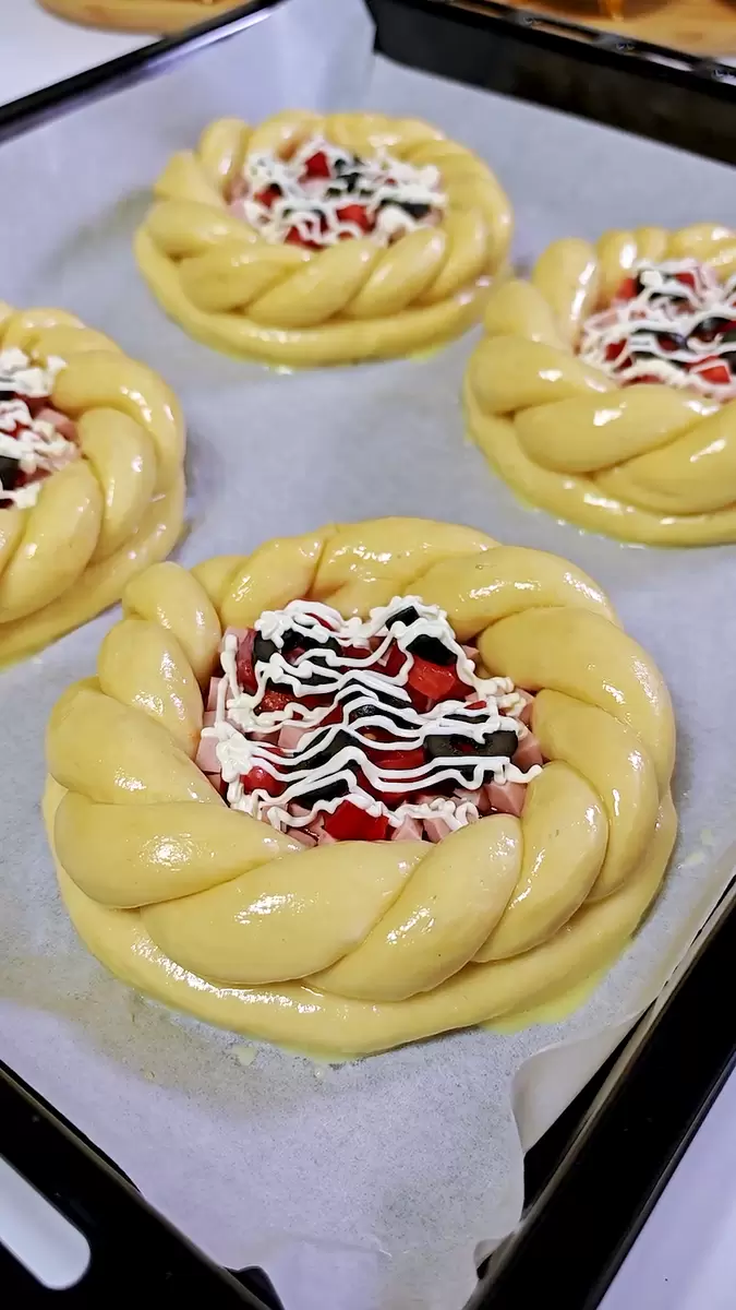 Идеальные булочки-пиццы: вкусный перекус для всей семьи