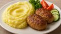 Картофельное пюре с котлетами: классика домашней кухни