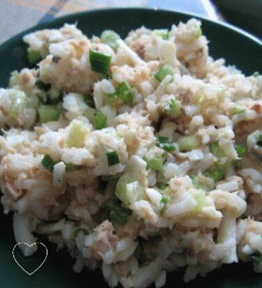 Новый взгляд на салат с тунцом: простота и вкус в одной тарелке