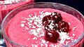 Порадуйте близких деликатесом из ряженки и вишни!